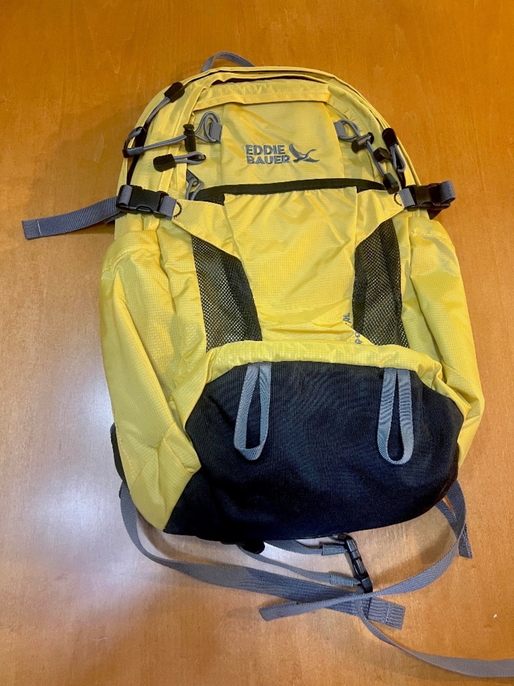Eddie Bauer Highpoint 30L Hiking + Everyday Backpack-Gold Oak
